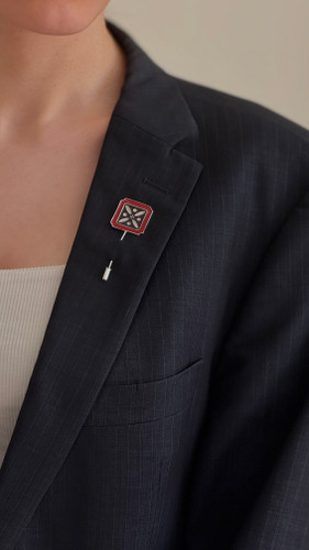 پین یقه درفش کاویانی